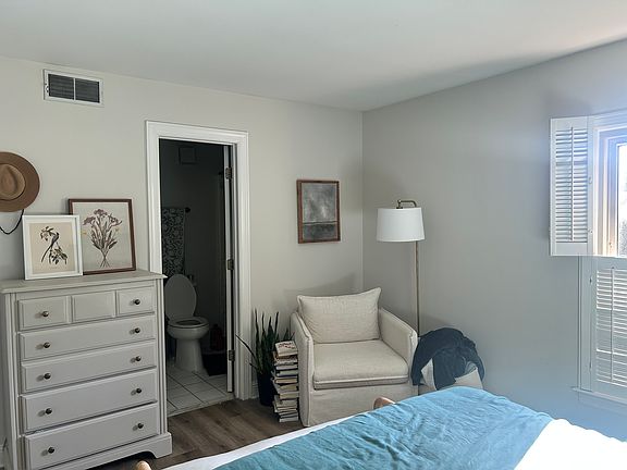 3rd image of 3359 Golf Club Ln