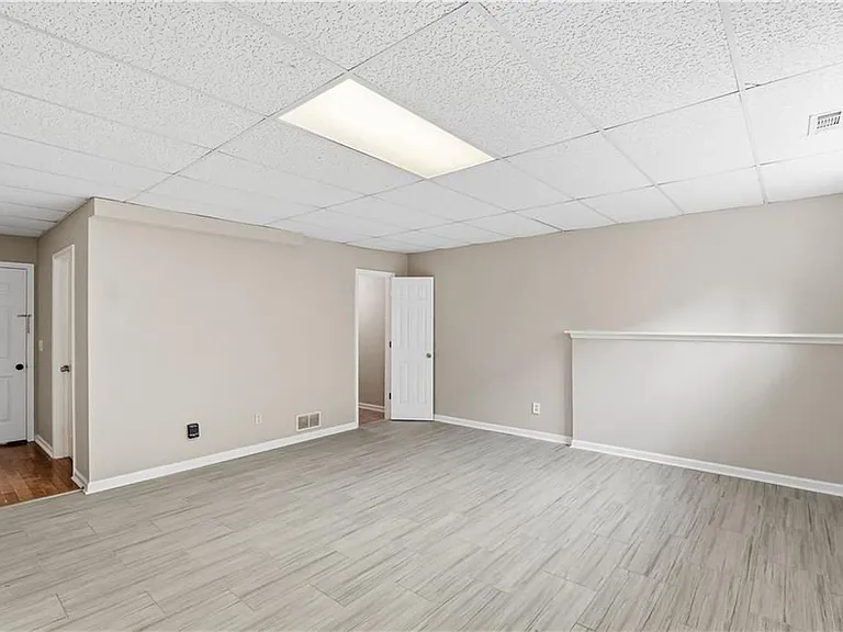 260 Manning Rd #155 — Photo 29