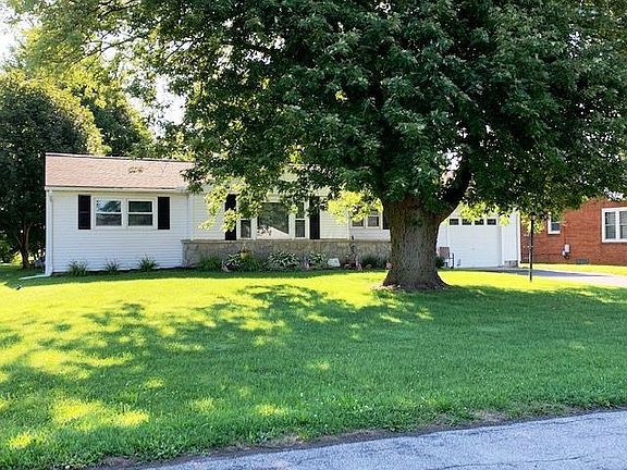 2nd image of 556 Carolyn Dr