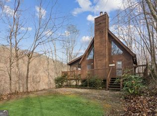 205 Laurel Ln, Dawsonville, GA 30534