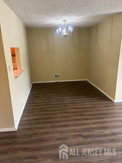 2 bed, 2.0 bath, 1239 sqft, $2,500 — Photo 3