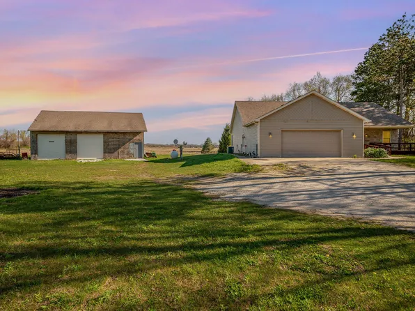 4512 W 1000 N, Wheatfield, IN 46392