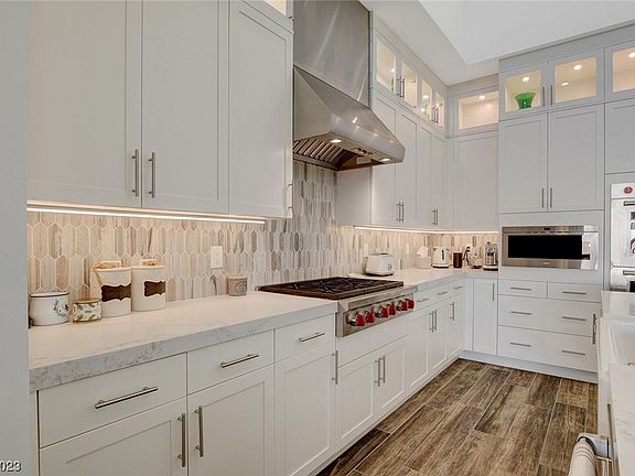 4th image of 6854 Wood Clover Ct