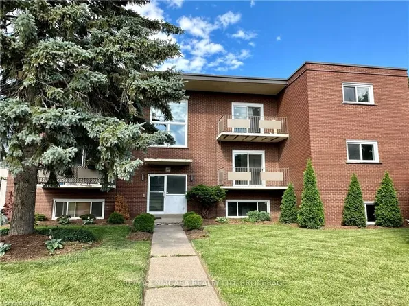 286 Vine St #7, Saint Catharines, ON L2M 4T3