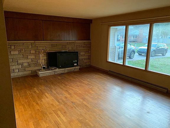 5th image of 3664 Campbell Dr