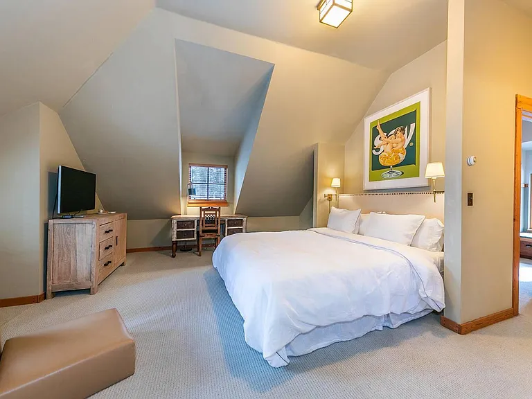 425 William Hurd — Photo 18