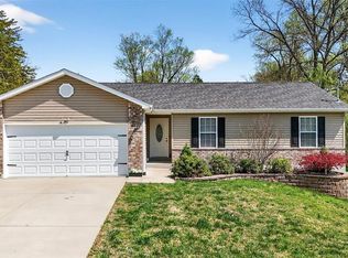 64 David Dr, Saint Charles, MO
