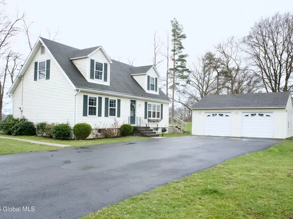 9 North Street, Coxsackie, NY 12051