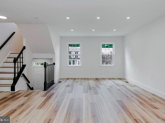 4th image of 12703 Lockleven Ln