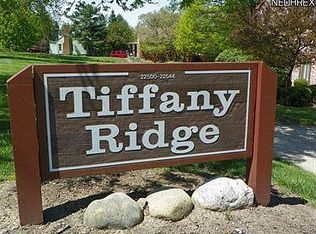 22528 Center Ridge Rd #B, Rocky River, OH 44116