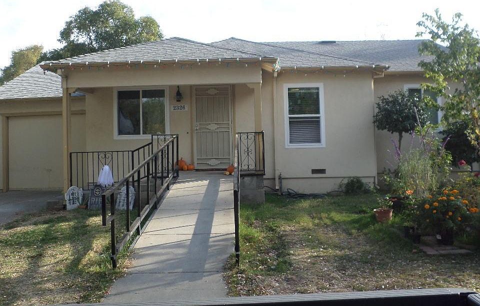 1st image of 2326 W Rose St