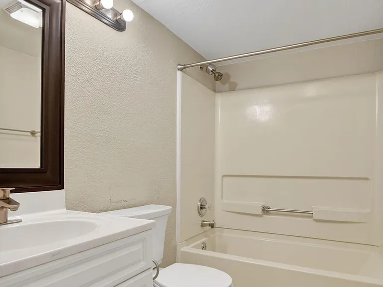 8099 Severn Dr #D — Photo 26