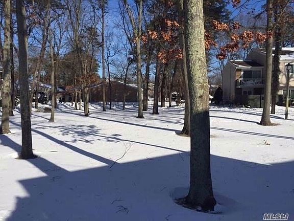 2nd image of 219 Springmeadow Dr Unit G