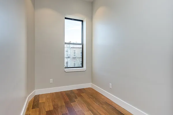 Rented by Nooklyn NYC LLC | media 27