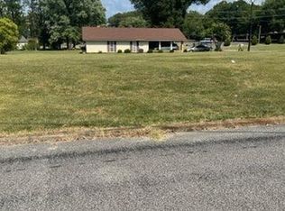 19 Wallace Cv, Jackson, TN 38305