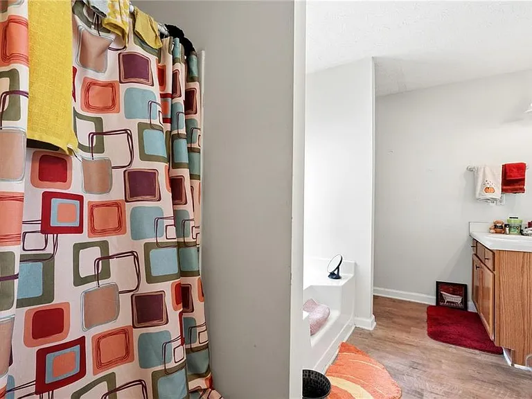 1027 Alford Xing — Photo 18