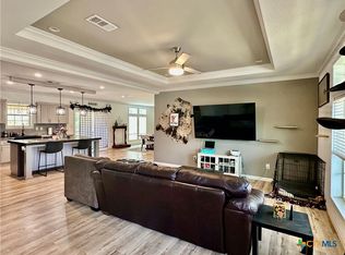 1021 Lewis Ln, Harwood, TX 78632