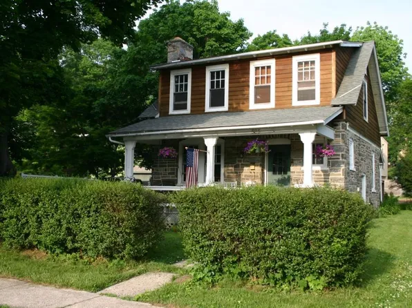 525 N Olive St, Media, PA 19063