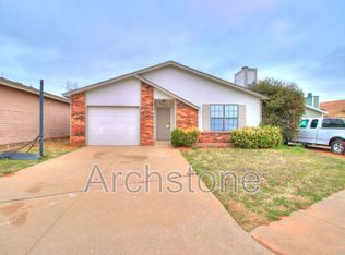324 Manner Park Ave, Edmond, OK 73034
