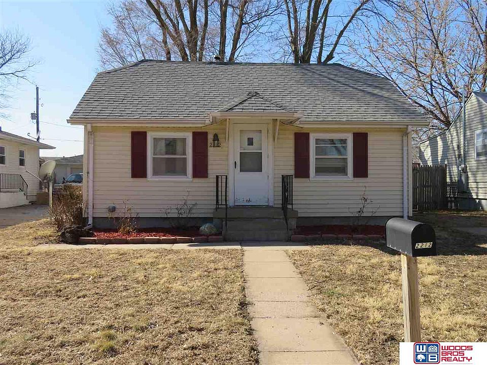 1st image of 2212 N Grand Island Ave