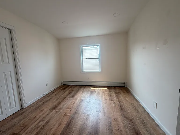 77-52 252nd St #2 — Photo 5