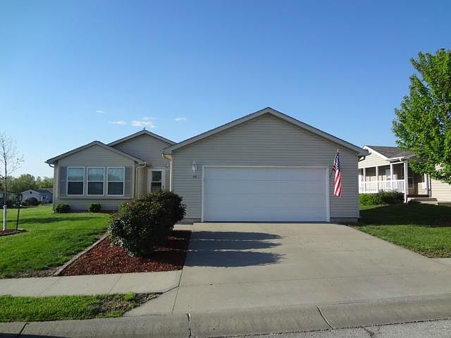1st image of 408 NE Sycamore Ct