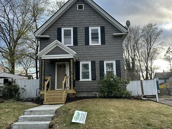 15 Hardy Ave, Brockton, MA 02301