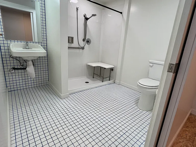 2142 Logan Ave #1 — Photo 5