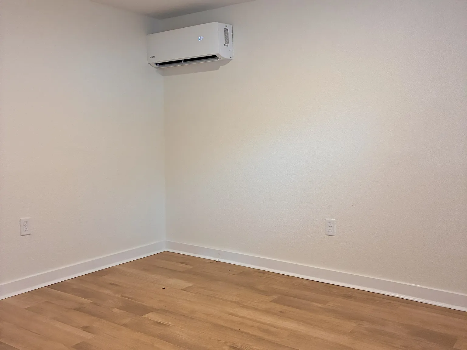 844 Tyler Street, Unit 1 - 1 — Photo 4