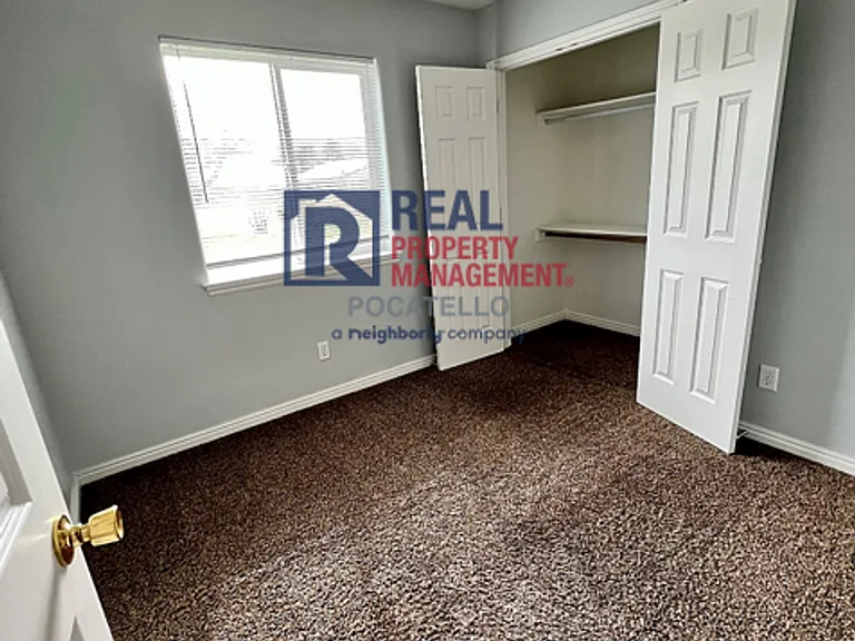 1580 Zener St — Photo 9