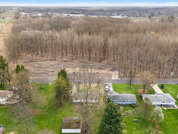 3rd image of V L Chestnut Ridge Rd