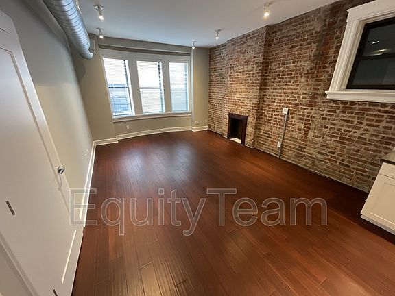 2nd image of 1501 Vine St APT 203
