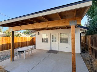 416 N 3rd St #B, Patterson, CA 95363