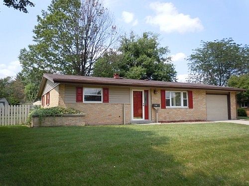 2nd image of 315 Eller Ave
