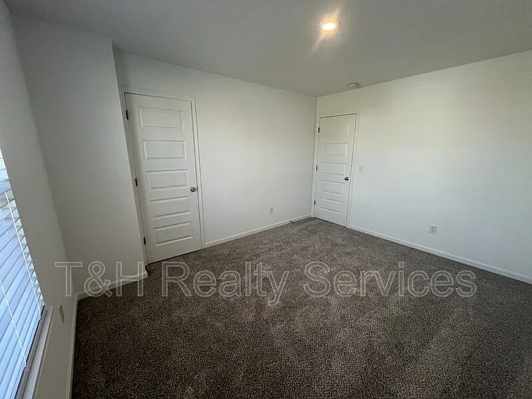 4801 Summerfield Dr — Photo 19