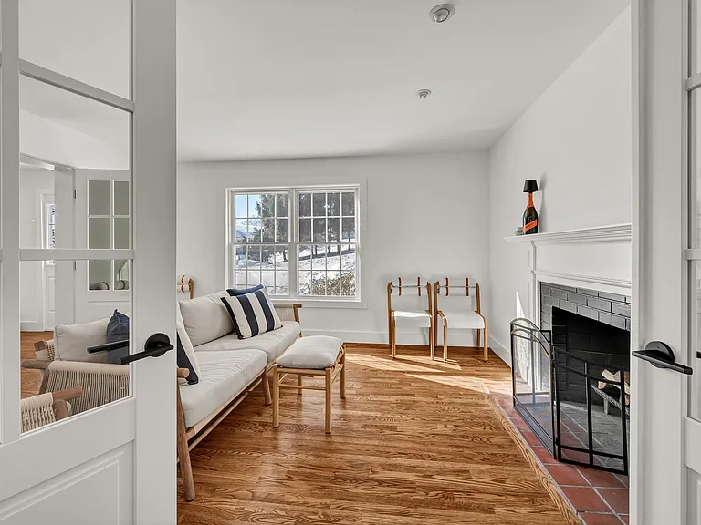 5 Main Dr — Photo 10