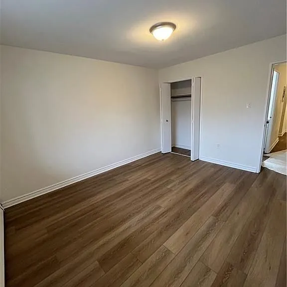 583 Mornington Ave #211 — Photo 9