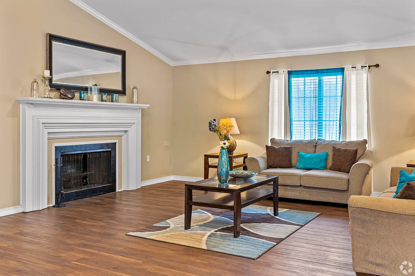 Salem Village Apartments — Photo 1