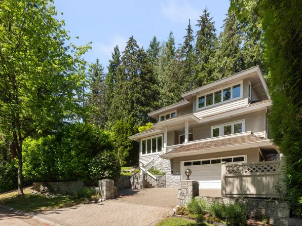 772 Regal Cres, North Vancouver, BC V7K 2X8