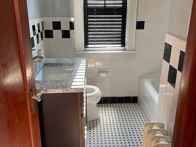 29 Hillcrest Ave — Photo 12
