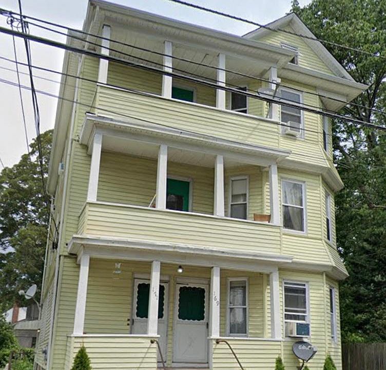 1st image of 171 Glenwood Ave Floor 3