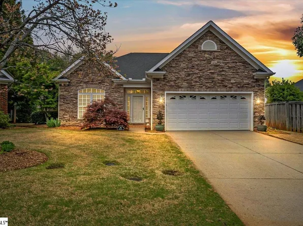 102 Capertree Ct, Greenville, SC 29615