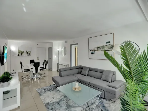 5225 Collins Ave APT 411, Miami Beach, FL 33140