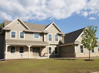 W134N6117 Tall Oak Ct, Menomonee Falls, WI 53051