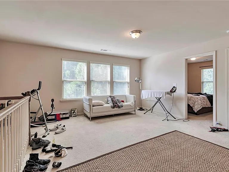 566 Jody Pl — Photo 21