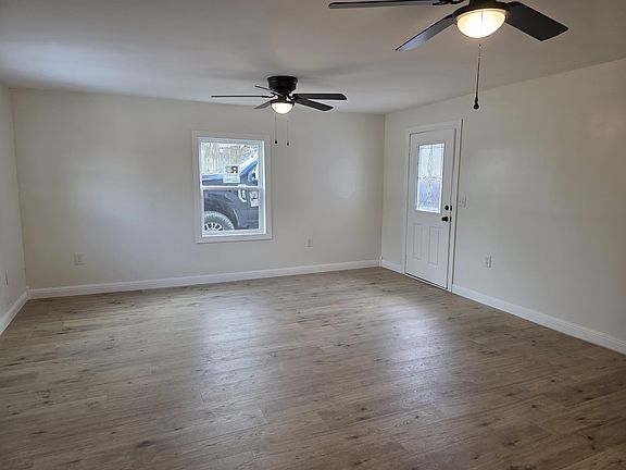 4th image of 720 Green St