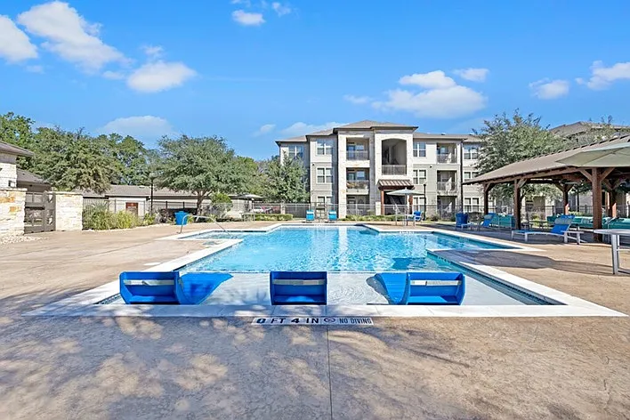 Oaks of Kyle Apartments — Photo 10