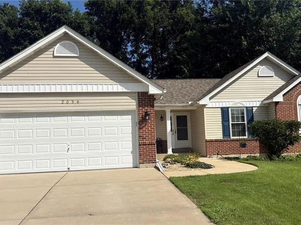 2056 Grants Valley Ln, Imperial, MO 63052