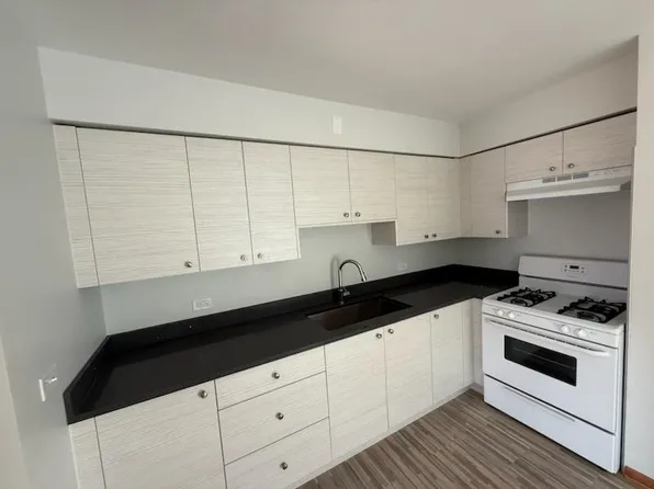 4255 N Neva Ave APT 2A, Harwood Heights, IL 60706