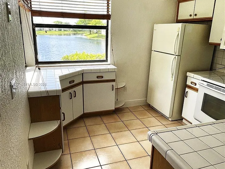 1100 Constitution Dr #C — Photo 14